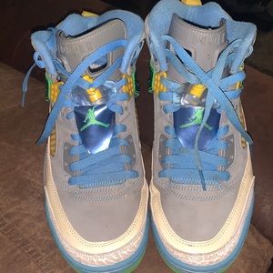 Jordan Easter spizike size 8.5 men’s